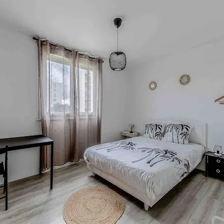 La Tour Apartment Gradignan