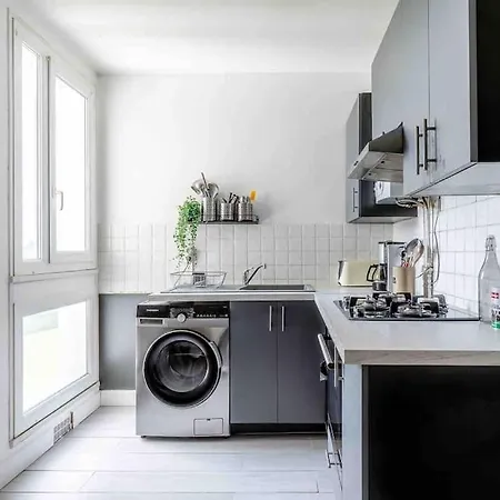 La Tour Apartment